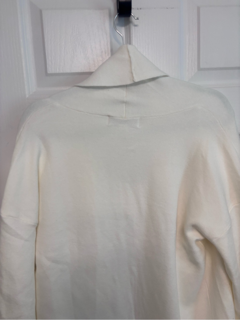 Women’s Open-Front Cream Cardigan with Pockets - Picture 13 of 16
